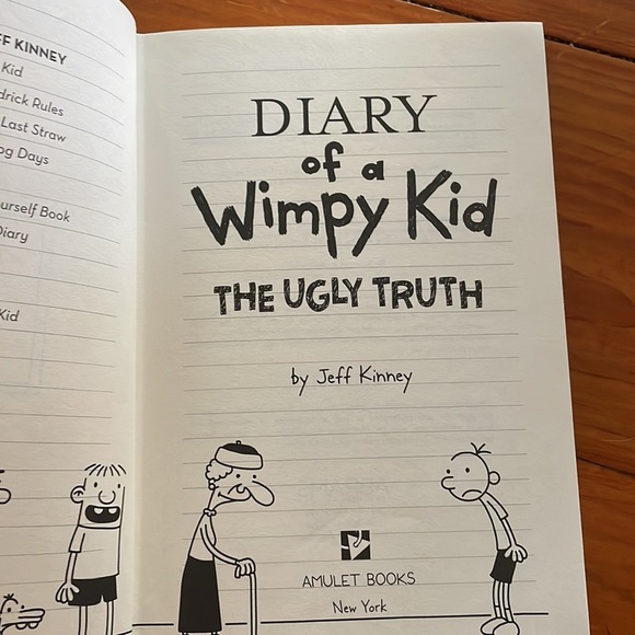 1st Edition 1st Print 2010 Jeff Kinney Diary of a Wimpy Kid The Ugly Truth - Picture 4 of 12